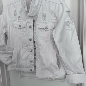 Distressed White Denim Jacket. EUC Sz L